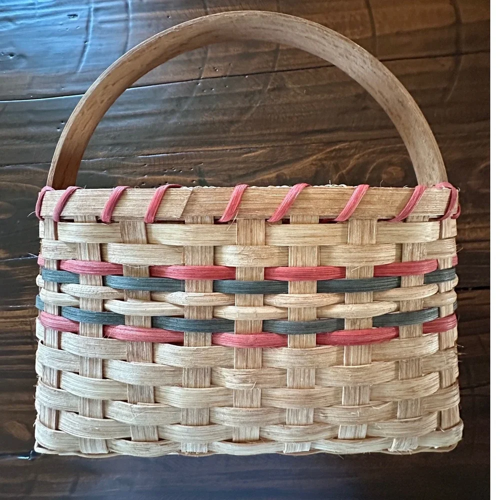 Handmade Woven Splint Christmas Basket Wood Base Red Green Holiday Decor